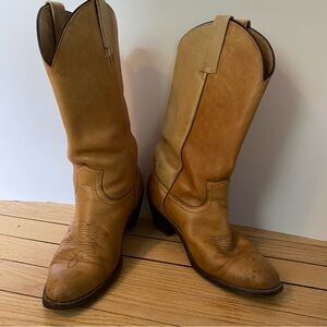 FRYE Leather Boots Cowboy Western Made USA tan Yellow Pull Up Embroider Men 9 D